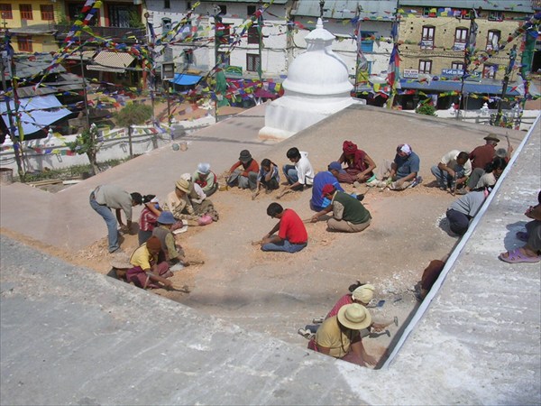 реставрационные работы на крыше ступы Катесимбху