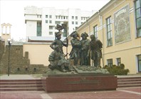 Памятник-Памятник основателям крепости св. Дмитрия Ростовского