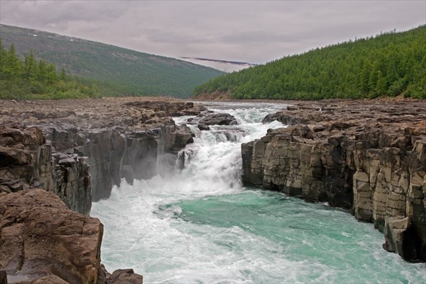 Первый водопад Хонна-Макита