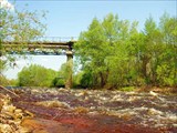 Река Гусь. Май, 2008. Бетонный мост в Гусе-Железном.