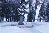 В Березово памятник князю А.Д. Меньшикову