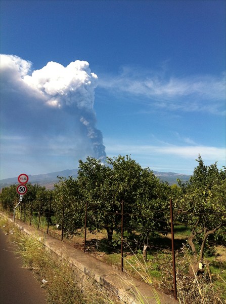 Этна. Извержение 2011