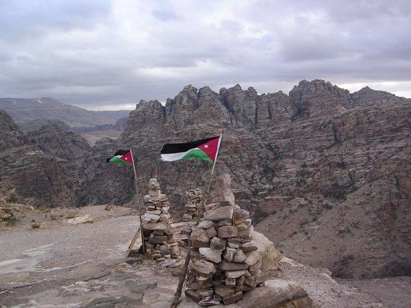 на фото: Иордания