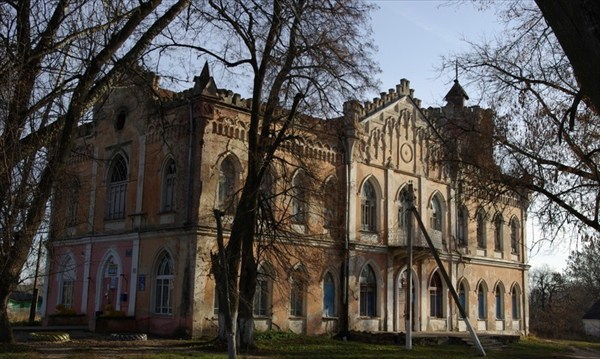 Фасад здания