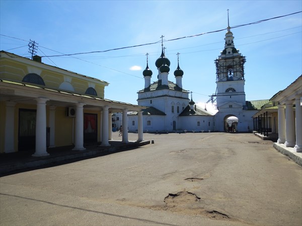 Церковь Спаса в Рядах сер. 18 в., Кострома