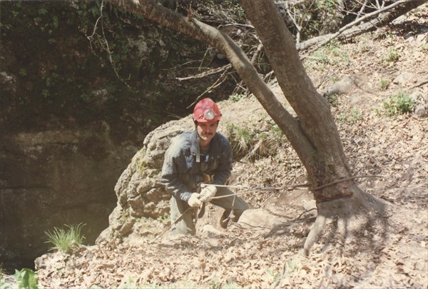 40. пещера Дублянского 04.05.1996