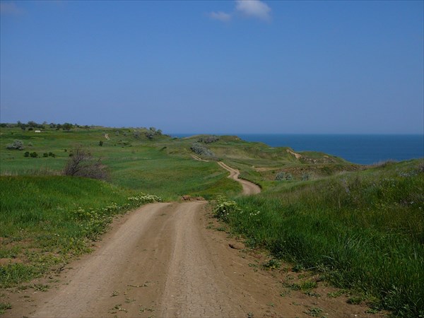 Дорога вдоль Азовского моря