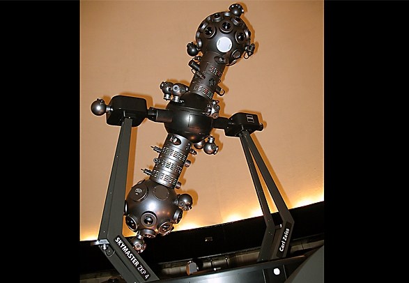 Новый оптический телескоп