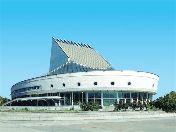 Новосибирский Академический Молодежный театр