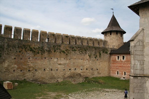 Внутри крепости