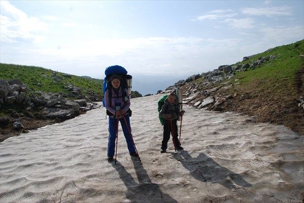 Саша и Иван - туристы-альпинисты