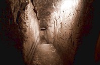 В пещере-пещера Калачеевская