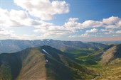 Вид с пика Марченко на гору Куэльпорр