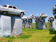 Carhenge-Памятник современного искусства "Кархендж"