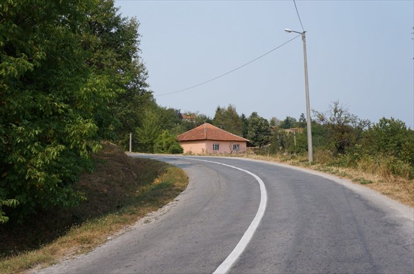 Где-то дорога прямая, где-то — серпантин