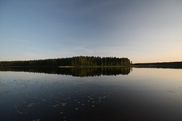 Озеро Уксиярви