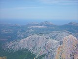 Вид на горы Supramonte с P. sos Nidos (1346 м)