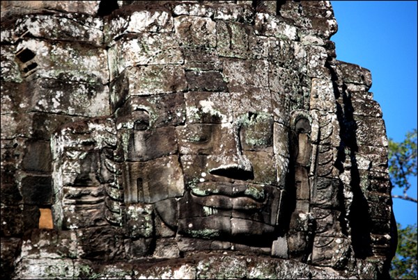 Даже камни улыбаются