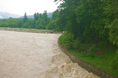 Потоки воды после ливней