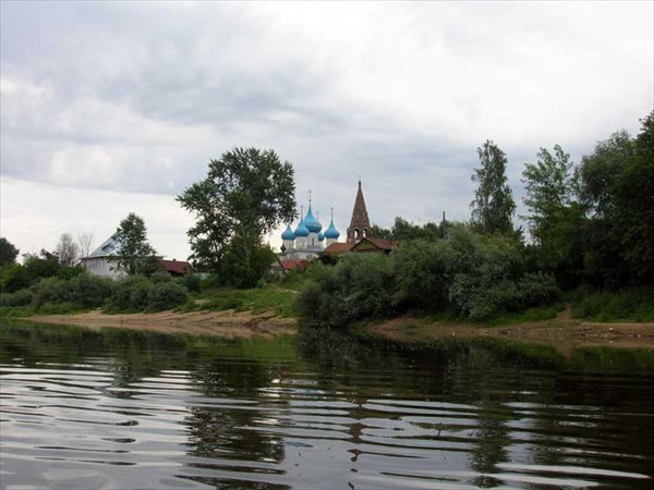 23 июля 2006г. Река Клязьма. Вот он, Гороховец. 