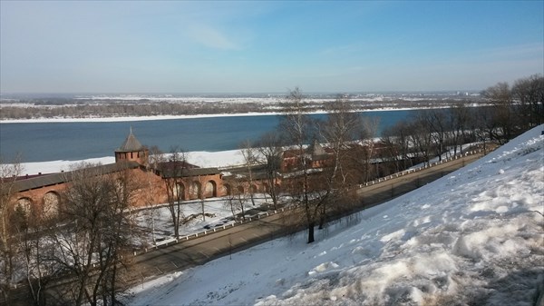 Из кремля открывается классный вид на Волгу, Оку, стрелку.