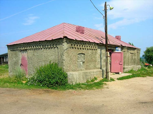 17 июля 2008. Река Сережа. Магазин в поселке Лесуново.