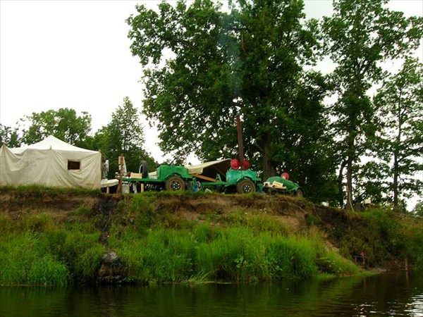 20 июля 2008. Река Сережа. Христианский палаточный лагерь. 