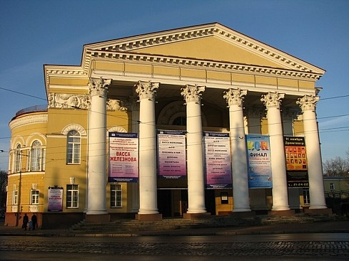 10.11.08_Театр