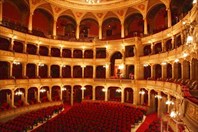 Зал оперы-Венгерский государственный оперный театр