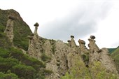Каменные грибы