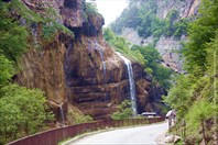 Один из водопадов-Чегемские водопады