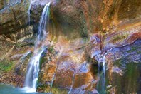 Водопад из скалы-Чегемские водопады
