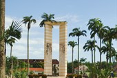 Площадь пальм в столице Французской Гвианы г.Каенне