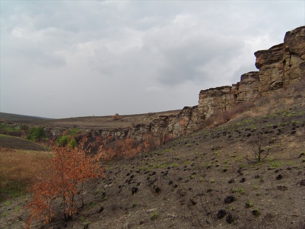 Долина каменных лиц