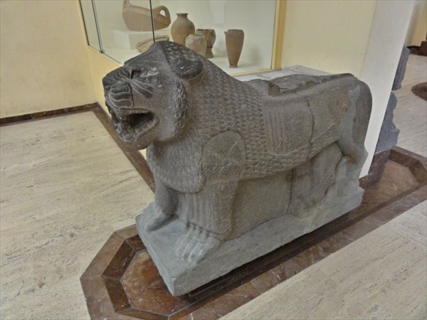 Восхитительные львы из Сенджерли (древний город Самал).